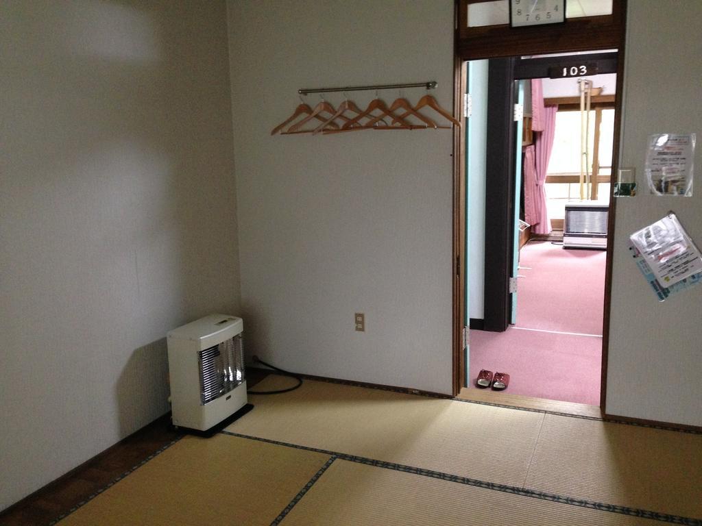 Sounkyo Kankou Hotel Kamikawa  Kamer foto
